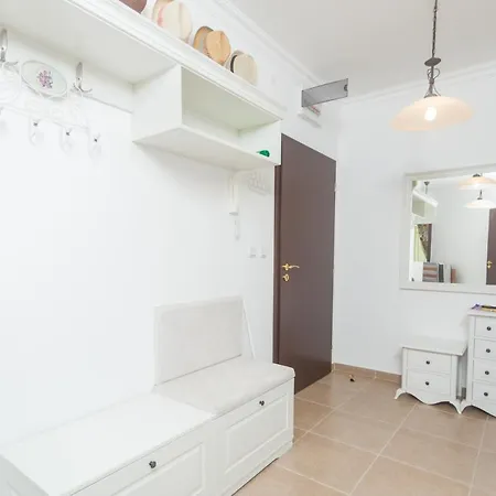 Апартамент Dom-el Real Amphora